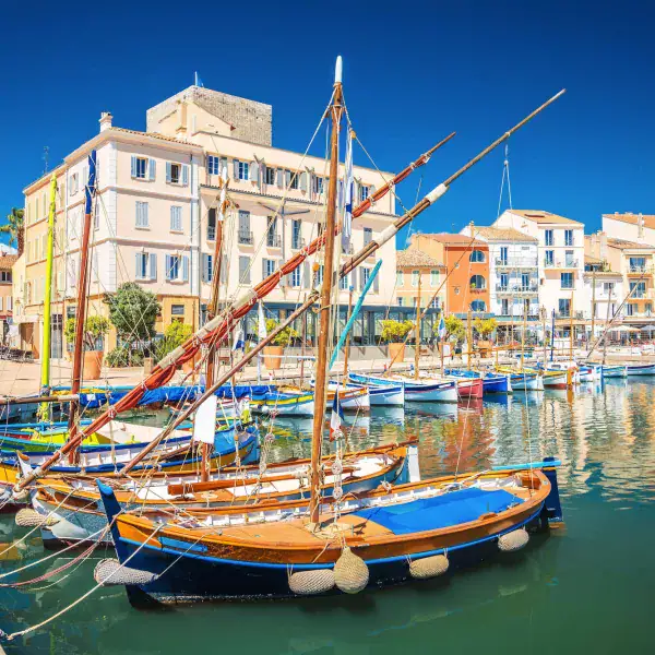 sanary shutterstock 2462264085